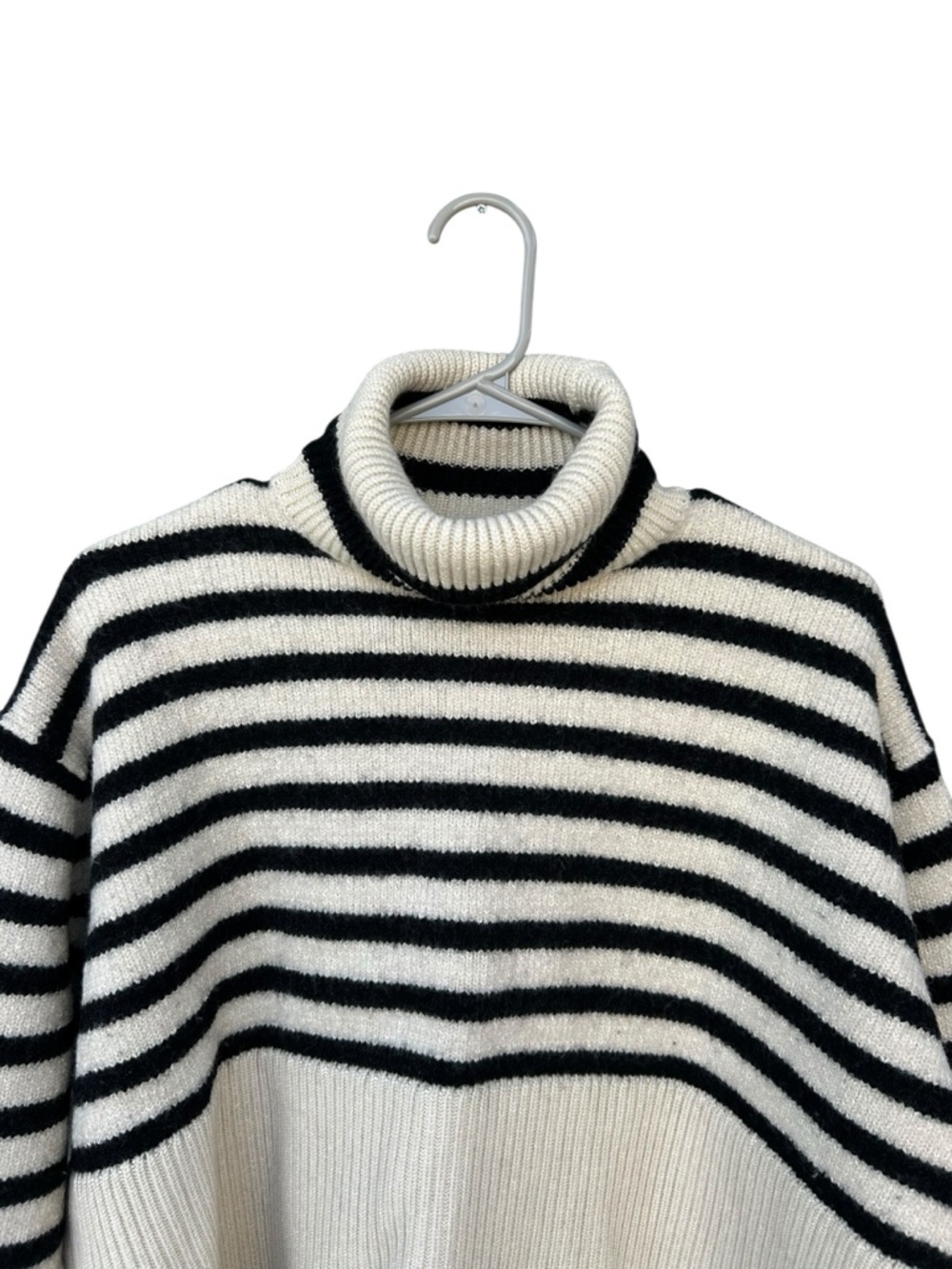 TOTEME BLACK AND WHITE WOOL- COTTON SIGNATURE STRIPE TURTLENECK SWEATER SIZE M - Picture 4 of 12